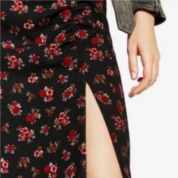 ZARA Side Slit Ruched Mini Skirt Floral Sz S - Picture 4 of 12